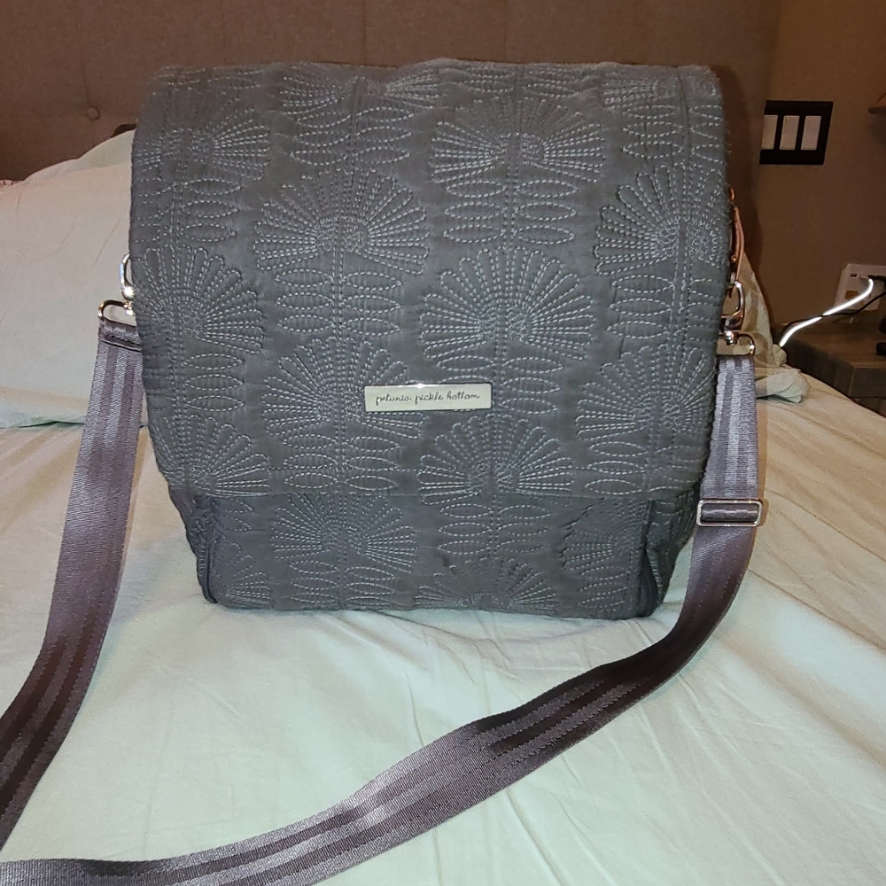 Petunia Pickle Buttom Champs-Elysees diaper bag
